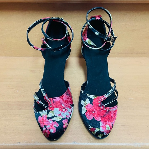 Shoes - Print Floral Satin Ballroom Latin Dance Pumps Shoes